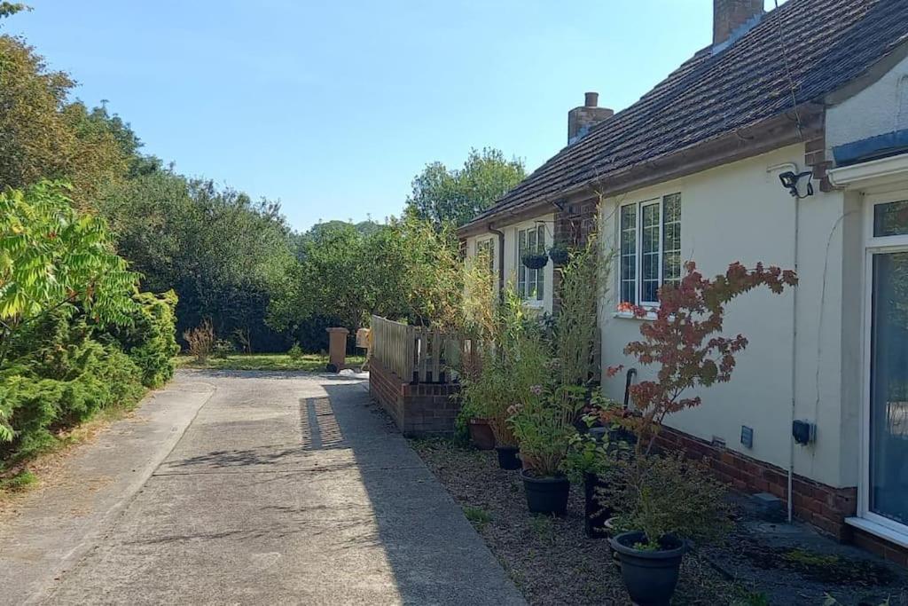 Millfields Cottage And Garden Goxhill  Exteriör bild